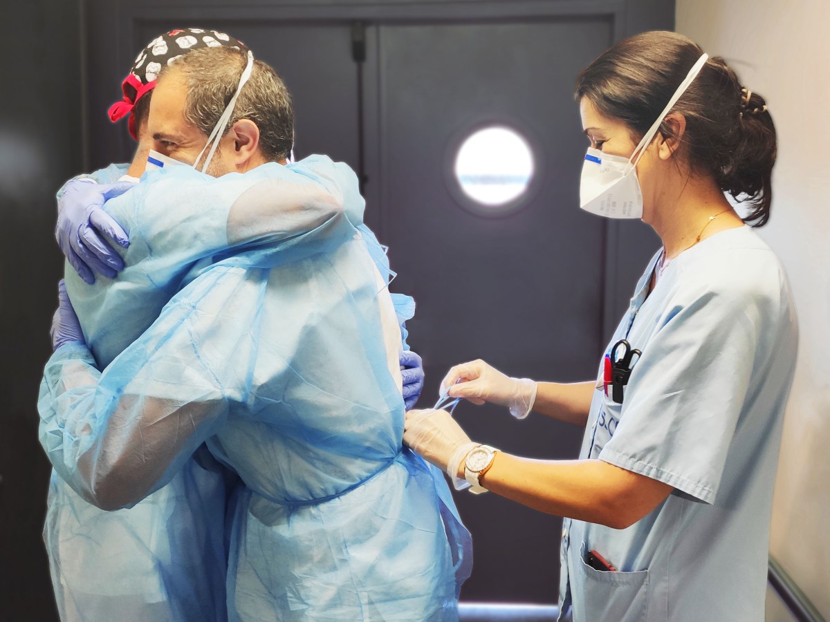 Opinión: APOYO FÍSICO Y EMOCIONAL DE LA&nbsp;SANIDAD