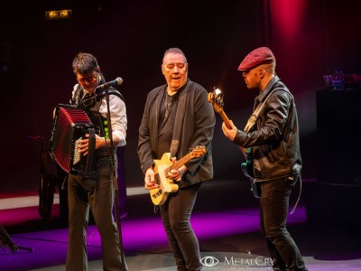 Mi reseña del concierto de REVOLVER, publicado en la revista&nbsp;MetalCry.com